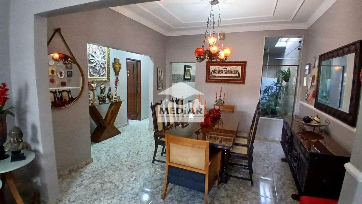 Casa, Sagrada Família, 4 Quartos, 1 Vaga