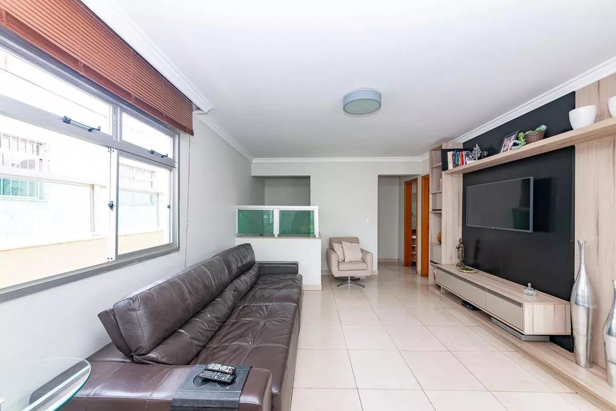 Cobertura, Prado, 4 Quartos, 2 Vagas, 1 Suíte