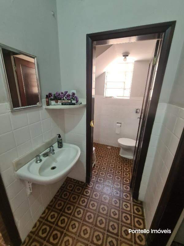 Casa, Floresta, 17 Quartos, 0 Vaga, 4 Suítes