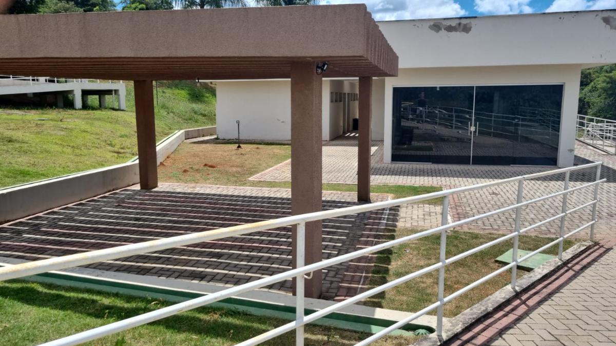 Lote, Centro, 0 Quarto, 0 Vaga