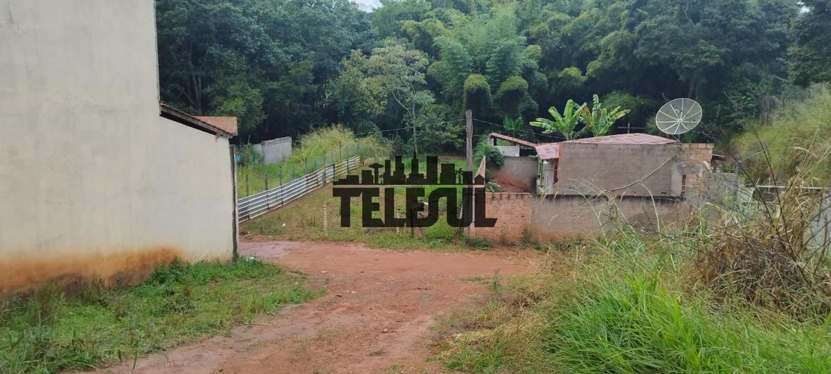 Lote, Centro, 0 Quarto, 0 Vaga
