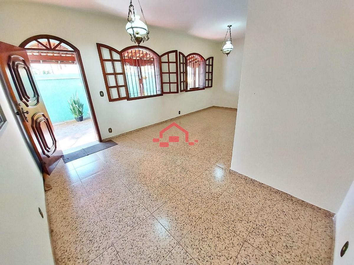 Casa, Padre Eustáquio, 2 Quartos, 3 Vagas, 1 Suíte