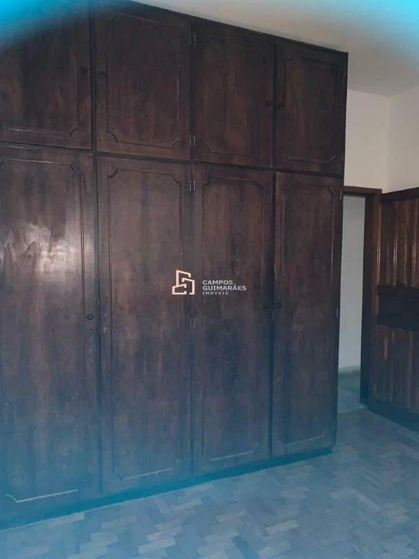Casa, Barreiro, 4 Quartos, 2 Vagas