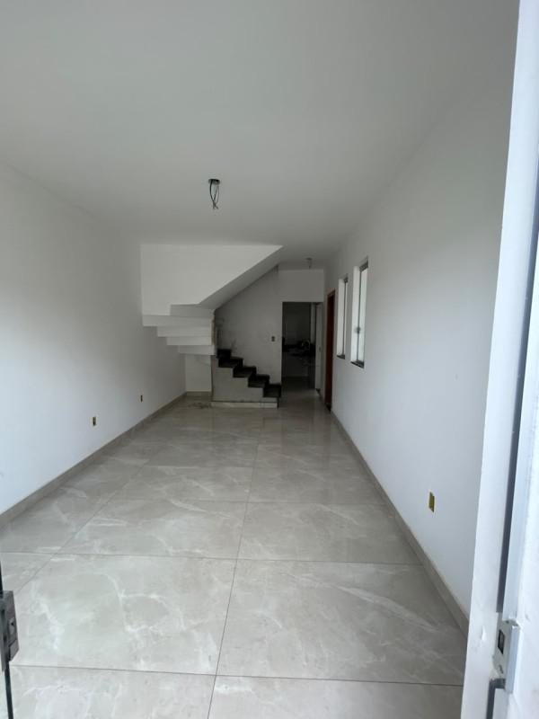 Casa, Centro, 3 Quartos, 2 Vagas, 1 Suíte