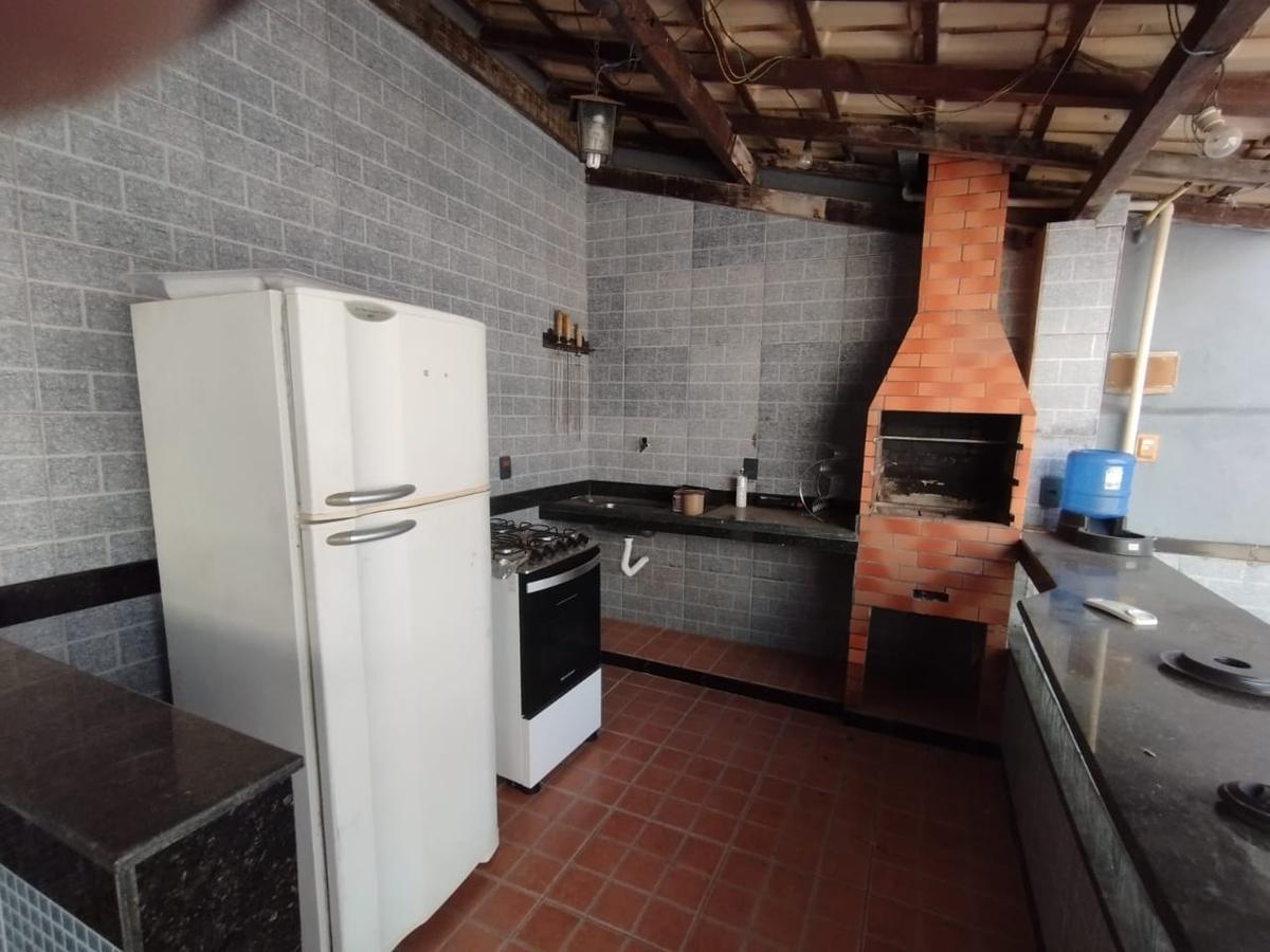 Casa, Sagrada Família, 4 Quartos, 5 Vagas, 1 Suíte