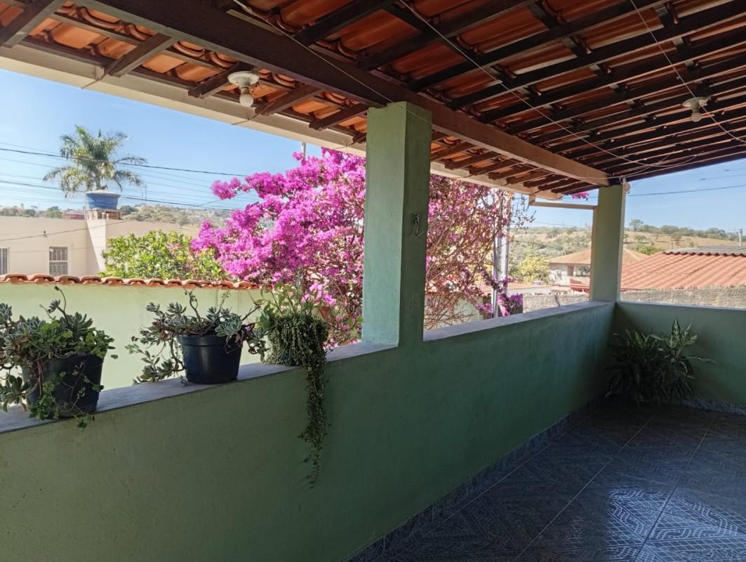 Casa, Icaivera, 3 Quartos, 2 Vagas, 1 Suíte