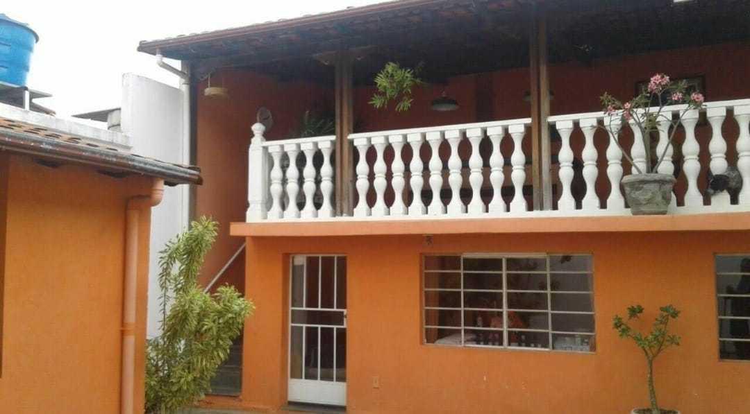 Casa, Pedra Azul, 3 Quartos, 0 Vaga, 1 Suíte