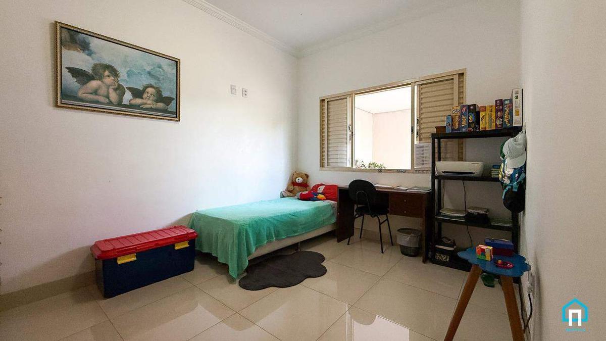 Casa, Centro, 4 Quartos, 4 Vagas, 2 Suítes