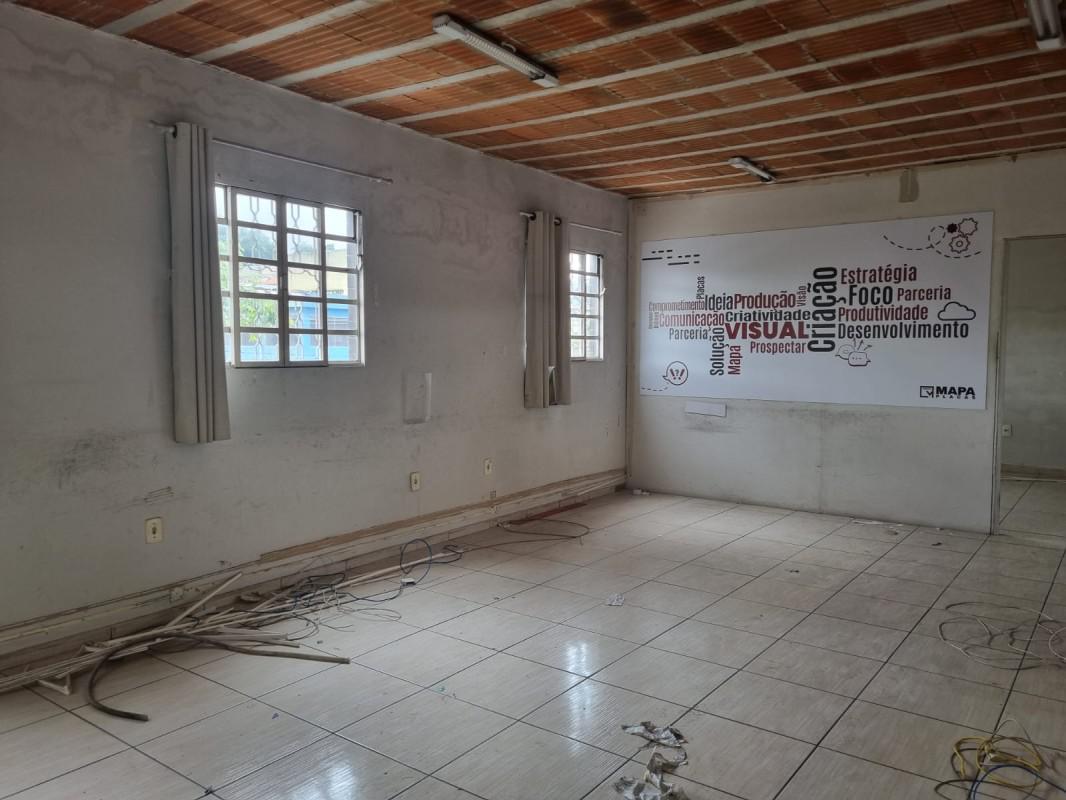 Galpão, Parque Ayrton Senna, 0 Quarto, 0 Vaga