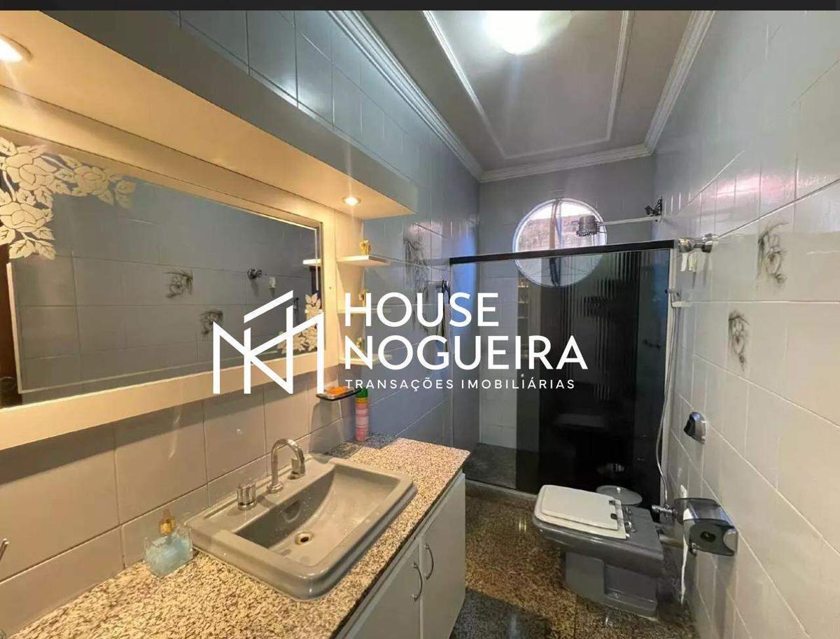 Casa, Tirol, 3 Quartos, 10 Vagas, 1 Suíte