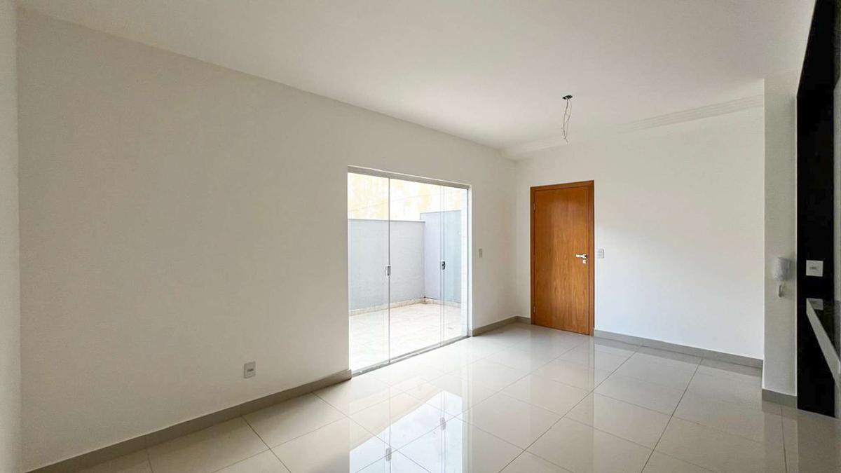 Apartamento, Vila Paris, 2 Quartos, 2 Vagas, 2 Suítes