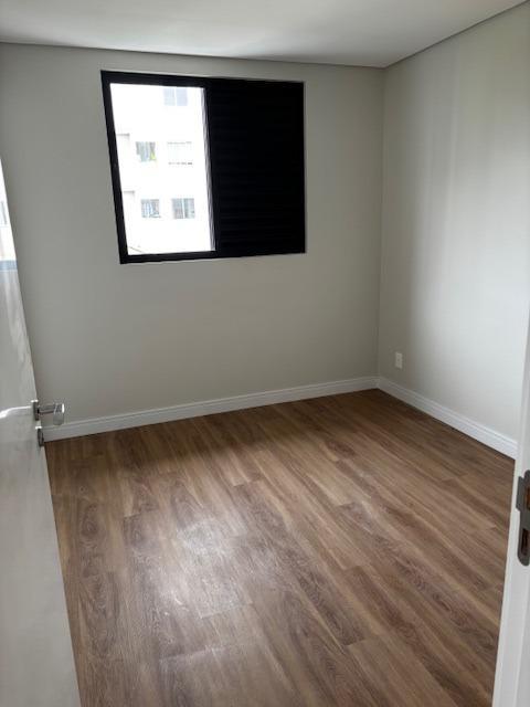 Apartamento, Floresta, 2 Quartos, 1 Vaga, 2 Suítes