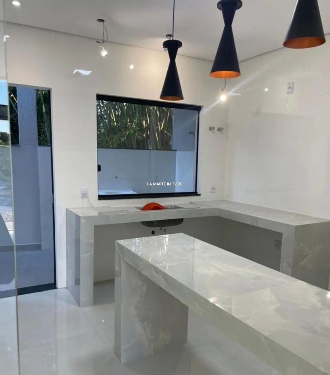 Casa, Tropical, 3 Quartos, 3 Vagas, 1 Suíte