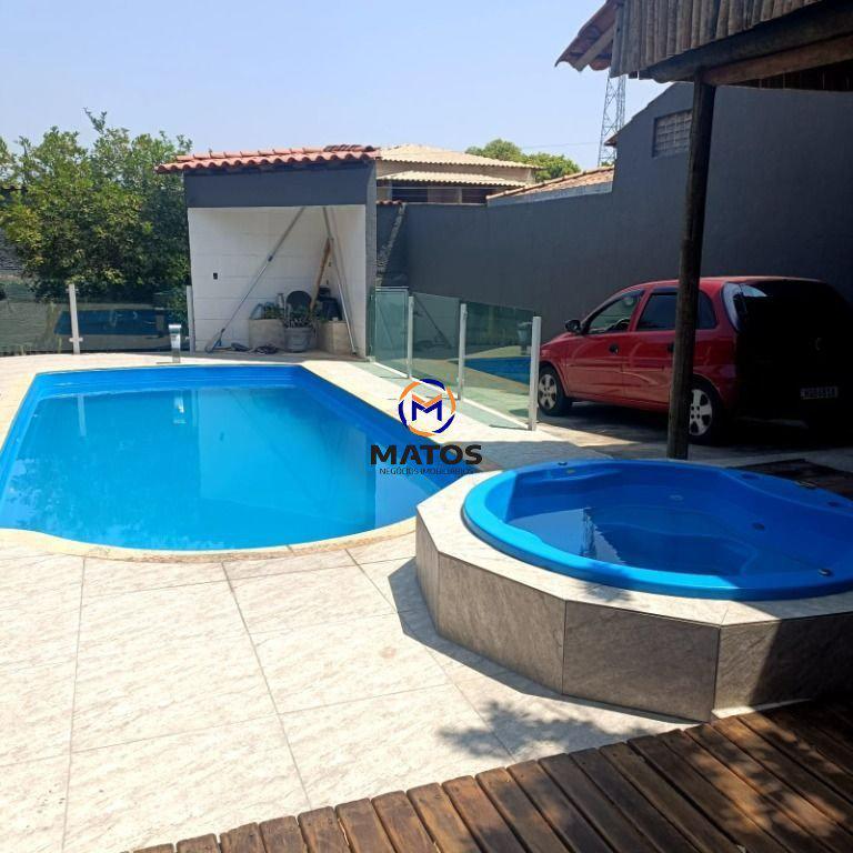 Casa, Jardim Imperial, 4 Quartos, 3 Vagas, 1 Suíte