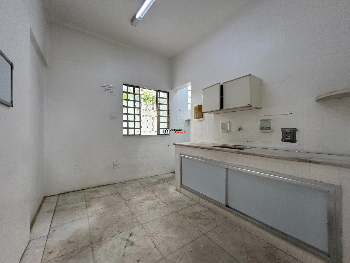 Galpão, São Luiz (pampulha), 2 Quartos, 4 Vagas, 2 Suítes