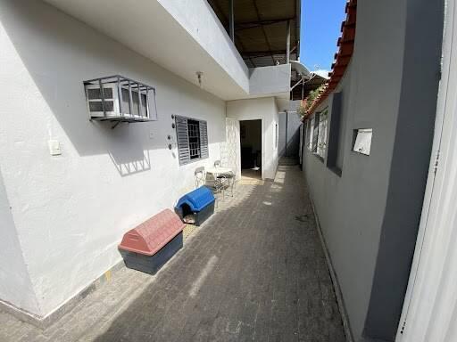 Casa, Caladinho, 4 Quartos, 7 Vagas, 1 Suíte