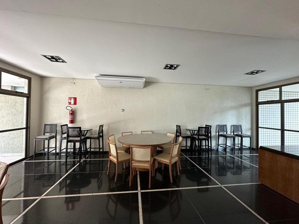 Apartamento, Funcionários, 4 Quartos, 3 Vagas, 2 Suítes