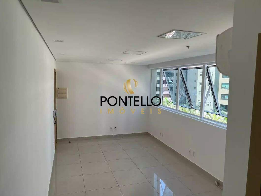 Sala, Vila da Serra, 0 Quarto, 1 Vaga