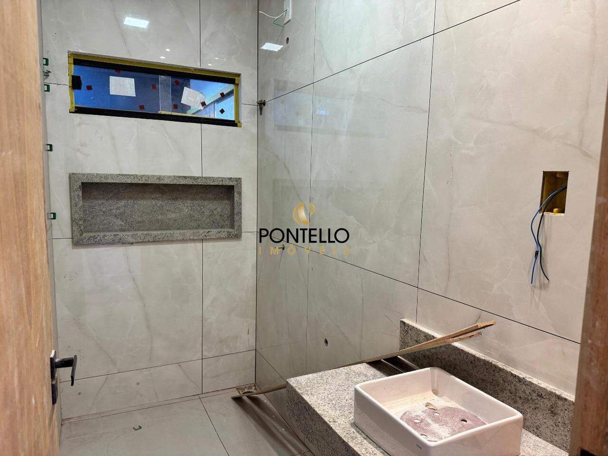 Casa, São Cristóvão, 2 Quartos, 2 Vagas, 1 Suíte