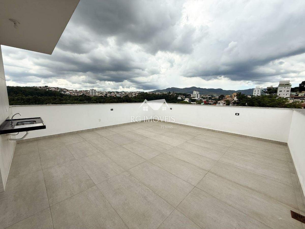 Cobertura, Barreiro, 3 Quartos, 2 Vagas, 1 Suíte