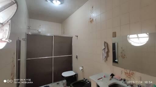 Casa, Quitandinha, 4 Quartos, 2 Vagas, 1 Suíte