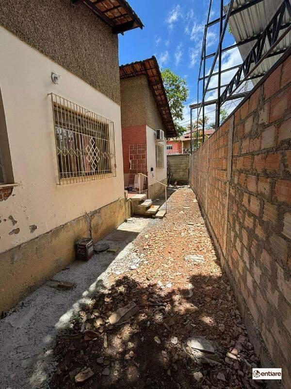 Casa, Planalto, 4 Quartos, 6 Vagas, 2 Suítes