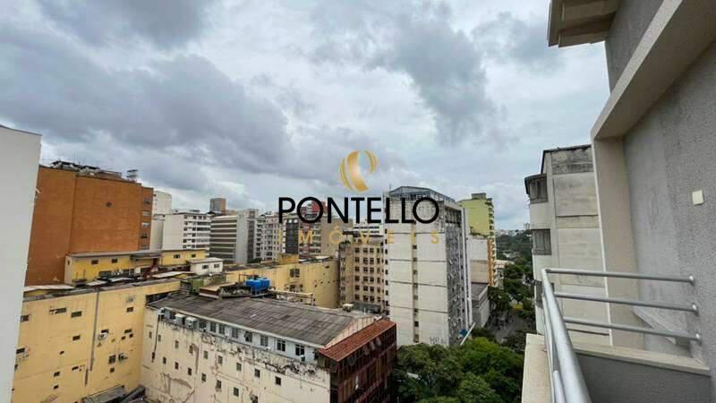 Cobertura, Centro, 2 Quartos, 0 Vaga, 4 Suítes