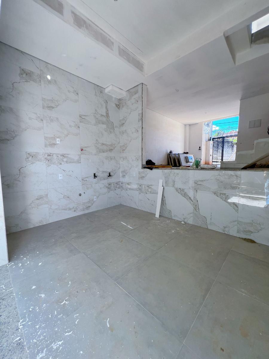 Casa, Letícia, 3 Quartos, 2 Vagas, 1 Suíte