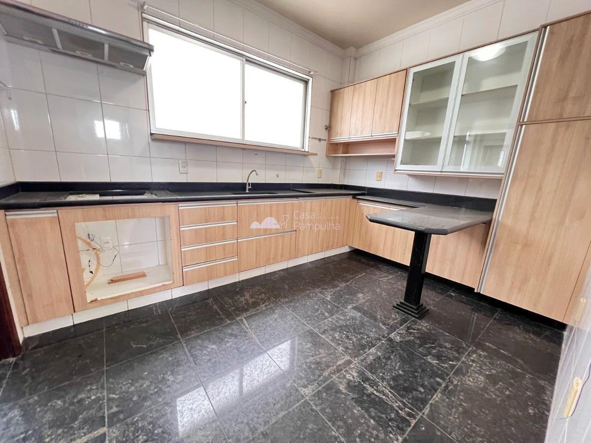Apartamento, Jaraguá, 4 Quartos, 2 Vagas, 1 Suíte