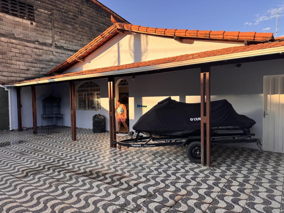 Casa, São Salvador, 3 Quartos, 2 Vagas, 1 Suíte