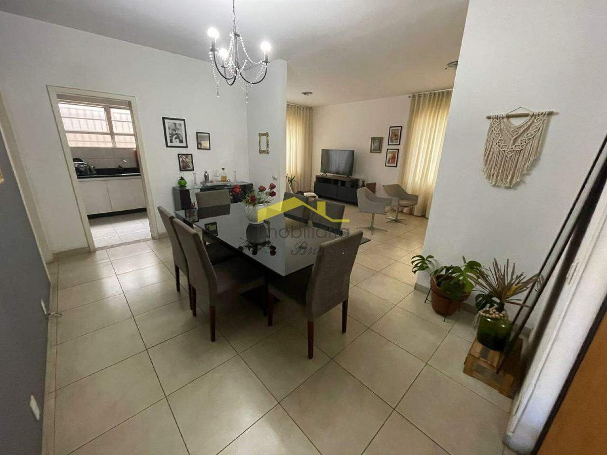 Casa, Betânia, 3 Quartos, 3 Vagas, 1 Suíte