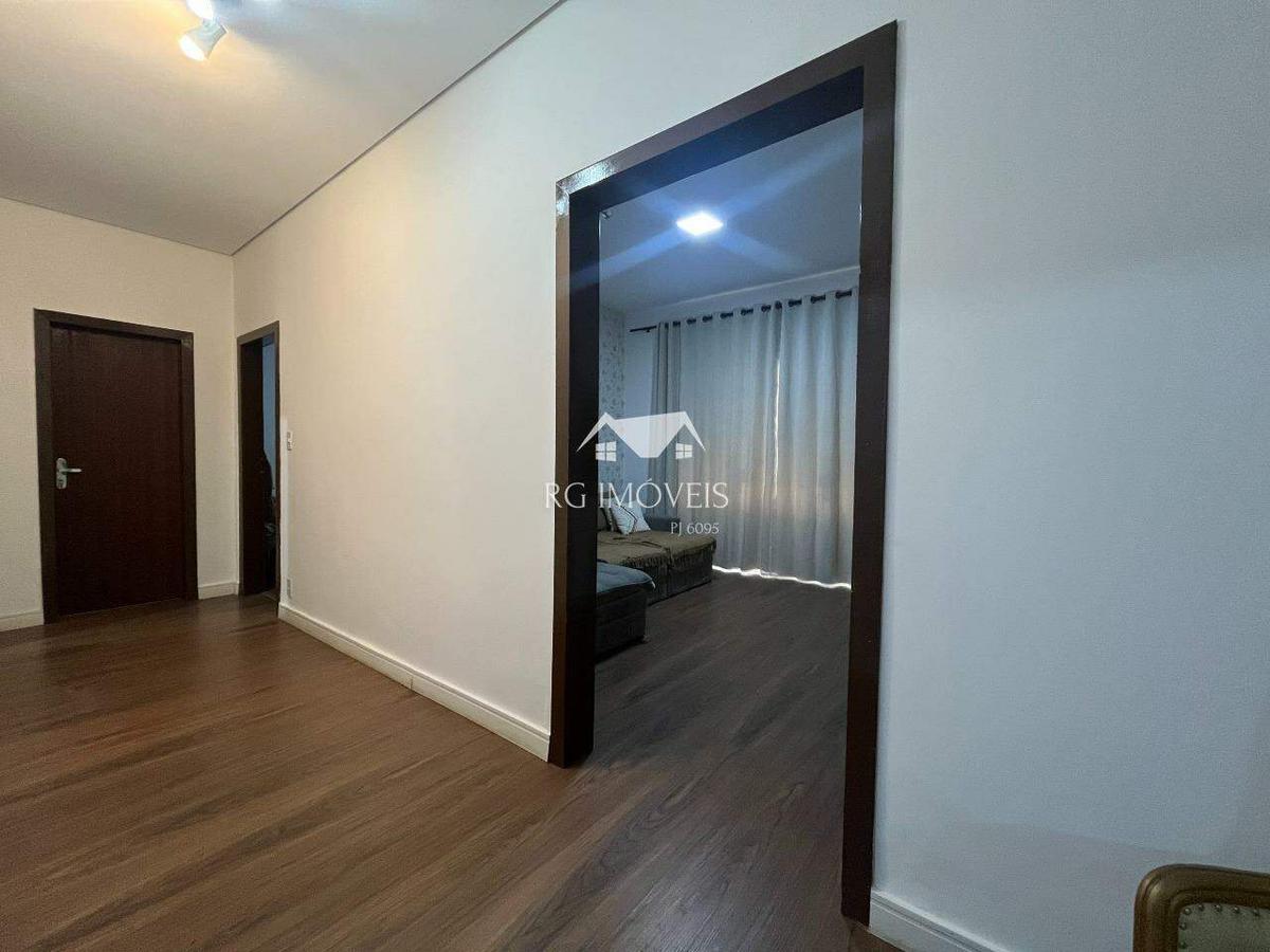 Casa, Diamante, 4 Quartos, 5 Vagas