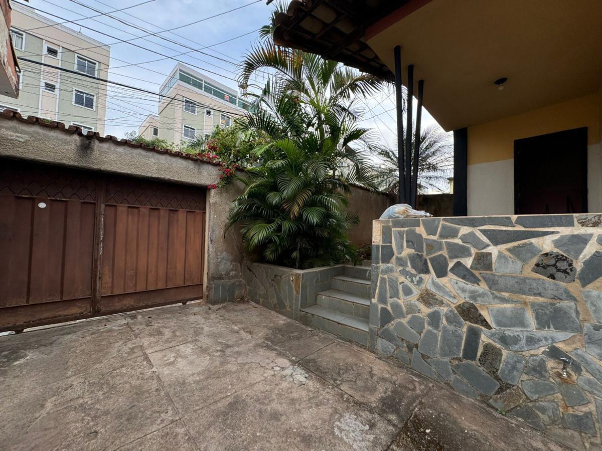 Casa, Santa Cruz, 3 Quartos, 4 Vagas, 1 Suíte