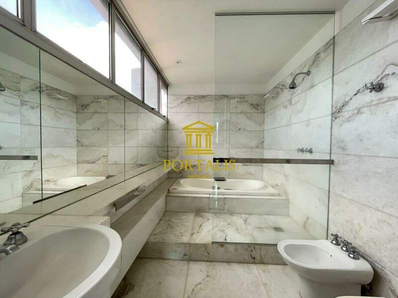 Cobertura, Savassi, 4 Quartos, 3 Vagas, 2 Suítes