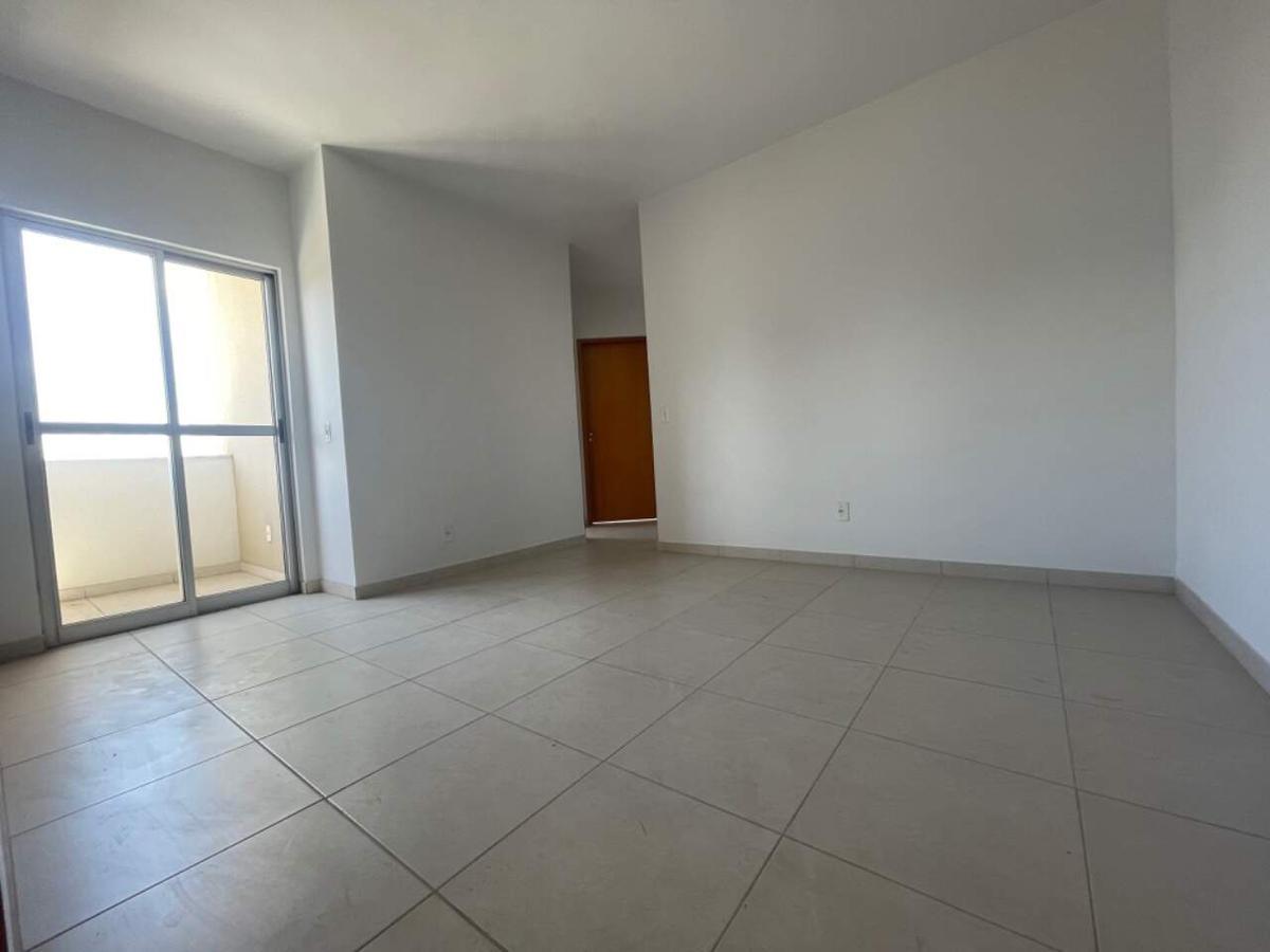 Apartamento, Cândida Ferreira, 2 Quartos, 1 Vaga