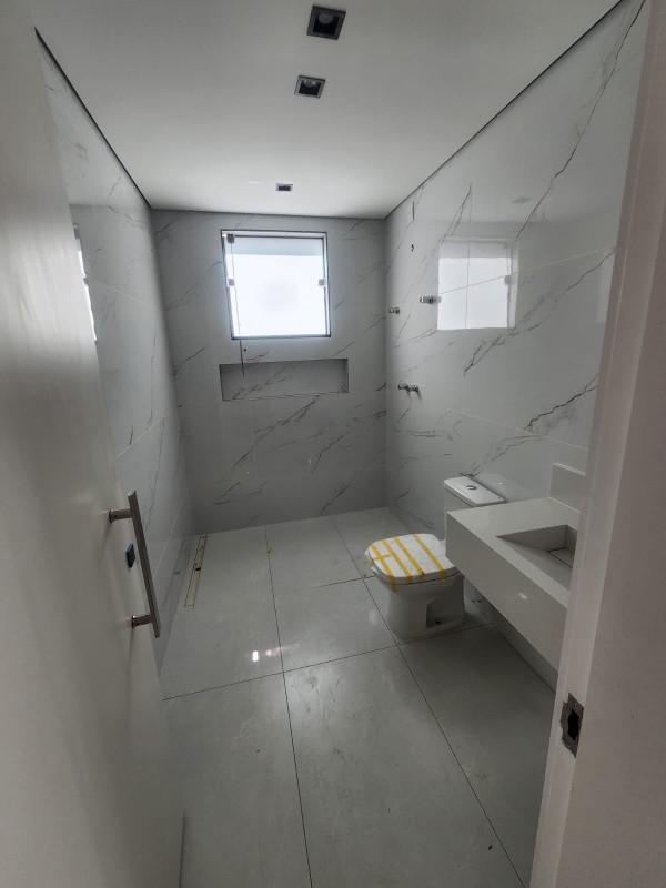 Casa, Conjunto Celso Machado, 3 Quartos, 8 Vagas, 2 Suítes