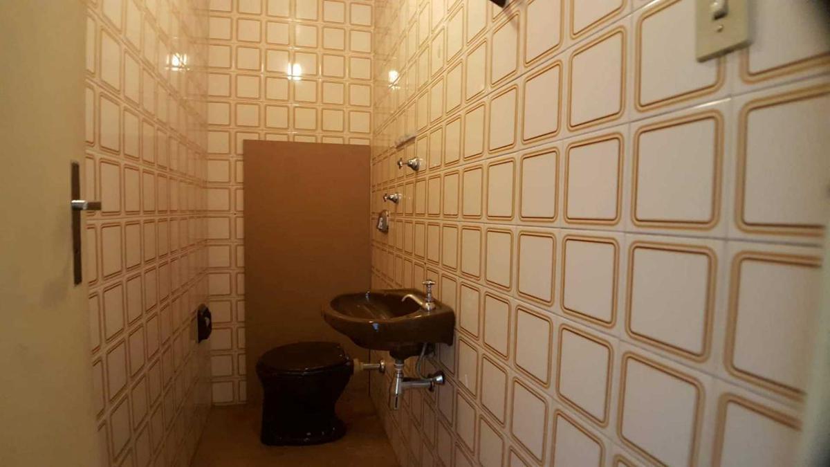 Sala, Savassi, 1 Vaga