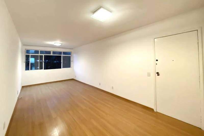 Apartamento, Coração de Jesus, 3 Quartos, 1 Vaga, 1 Suíte