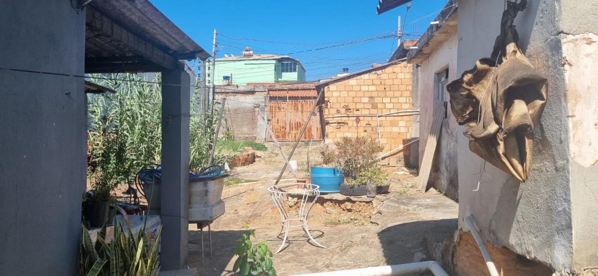 Lote, Monte Castelo, 0 Quarto, 0 Vaga