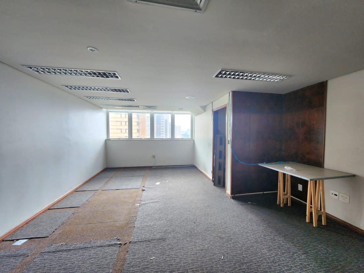 Andar, Centro, 0 Quarto, 11 Vagas