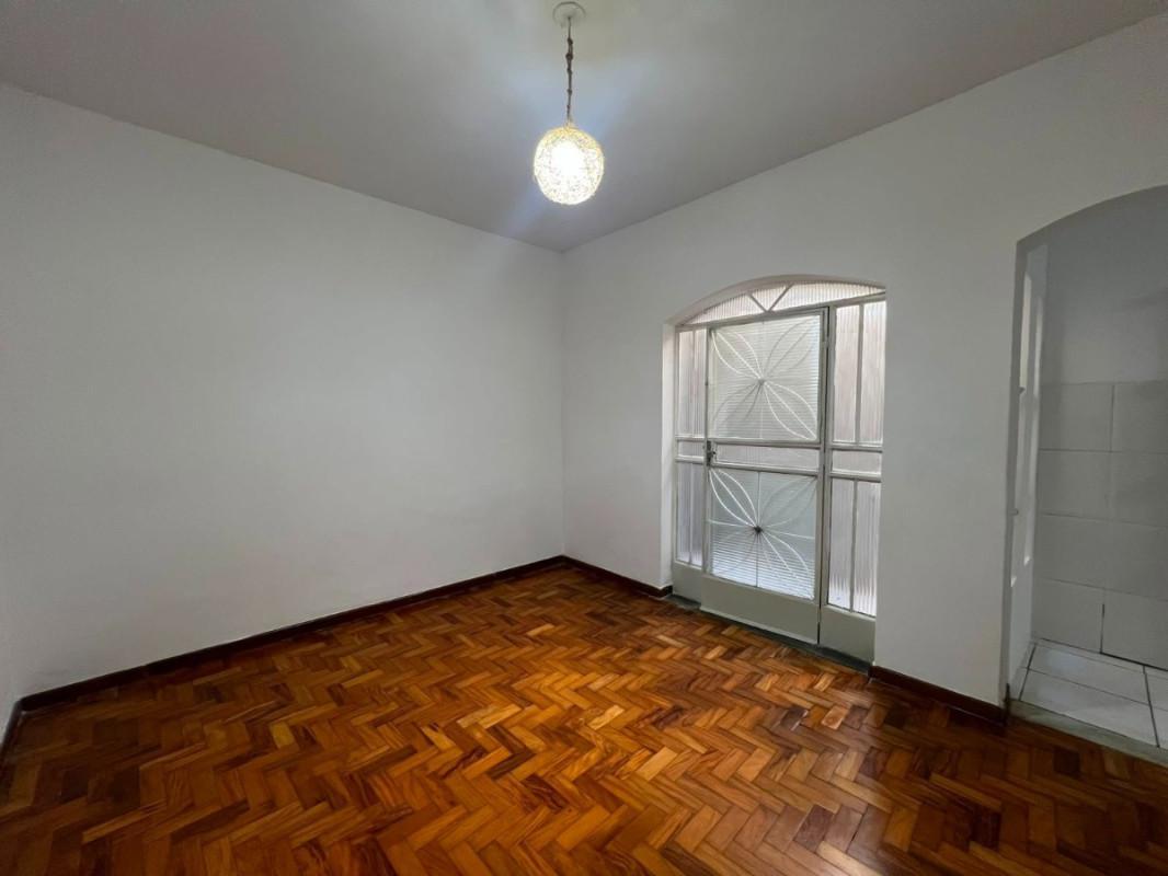 Apartamento, Sagrada Família, 2 Quartos, 1 Vaga