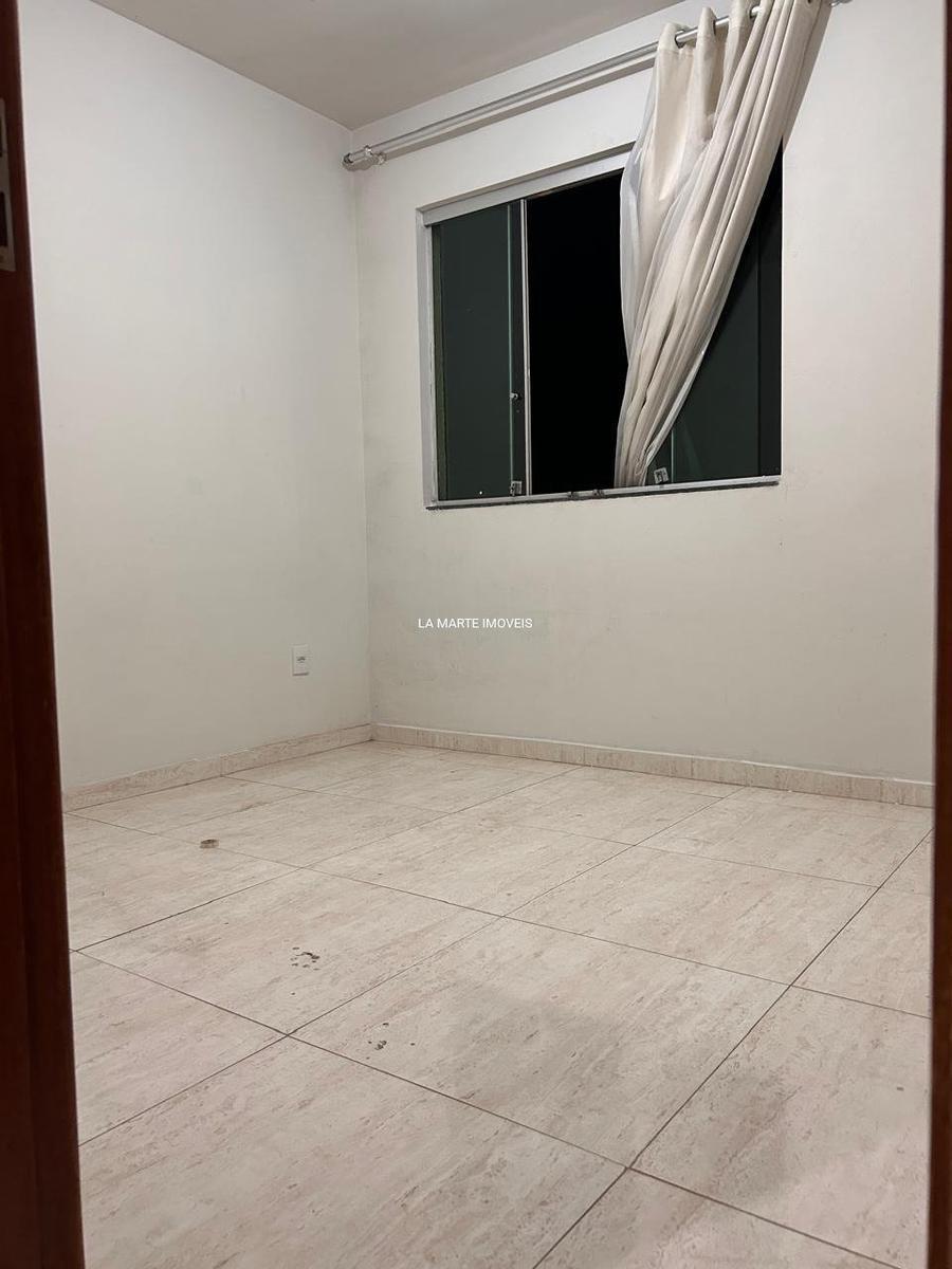 Casa, Palmeiras, 2 Quartos, 2 Vagas, 1 Suíte