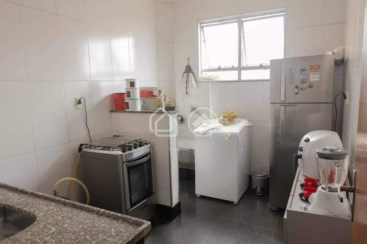 Apartamento, Carlos Prates, 2 Quartos, 1 Vaga