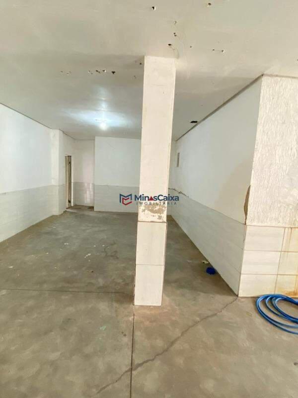 Casa, Todos Os Santos, 3 Quartos, 2 Vagas, 1 Suíte