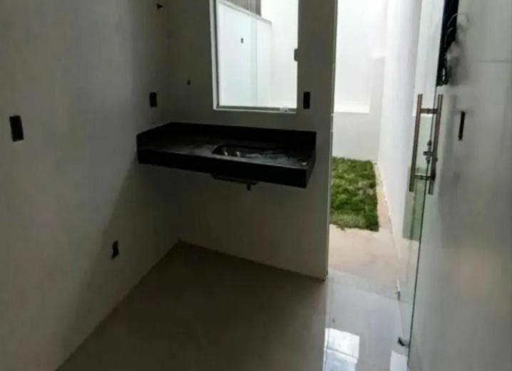 Casa, Floramar, 2 Quartos, 1 Vaga, 1 Suíte
