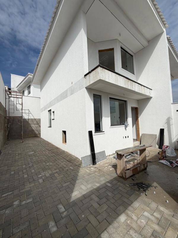 Casa, Masterville, 2 Quartos, 2 Vagas, 1 Suíte