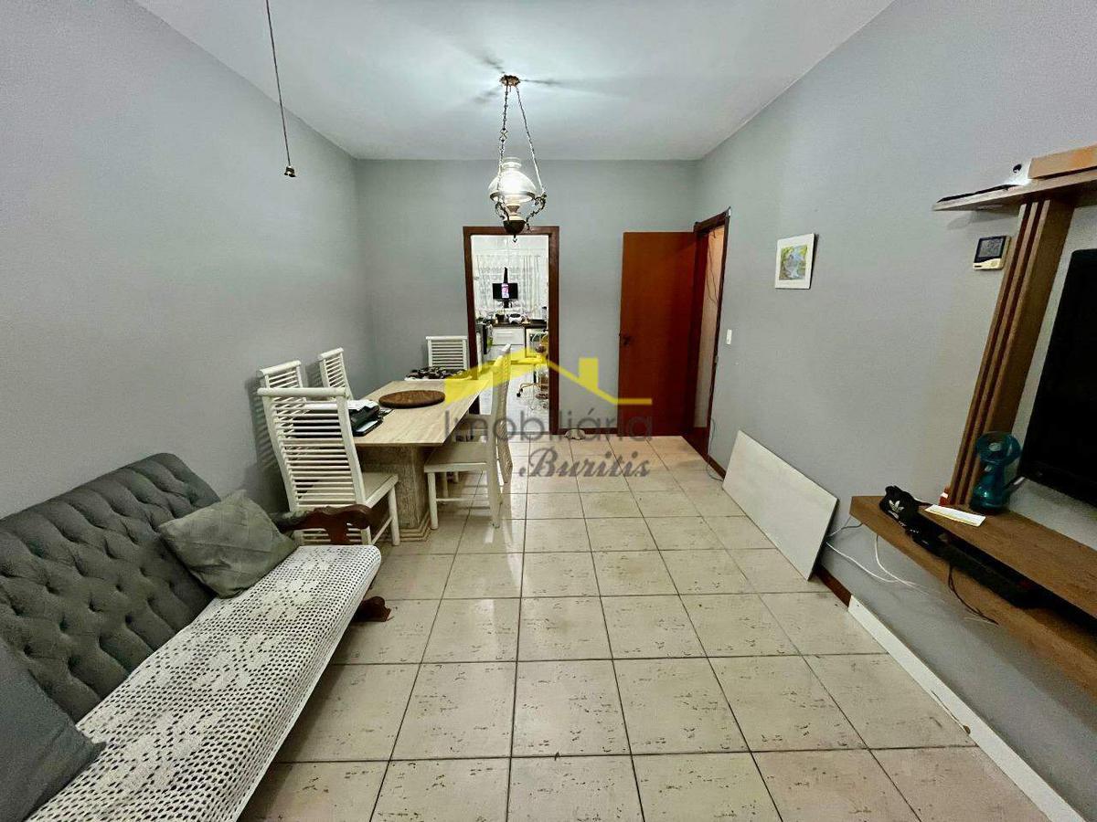 Casa, Buritis, 3 Quartos, 2 Vagas, 1 Suíte