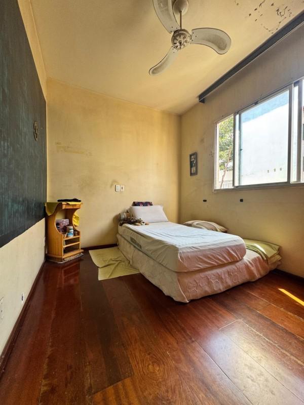 Apartamento, Sagrada Família, 2 Quartos, 1 Vaga