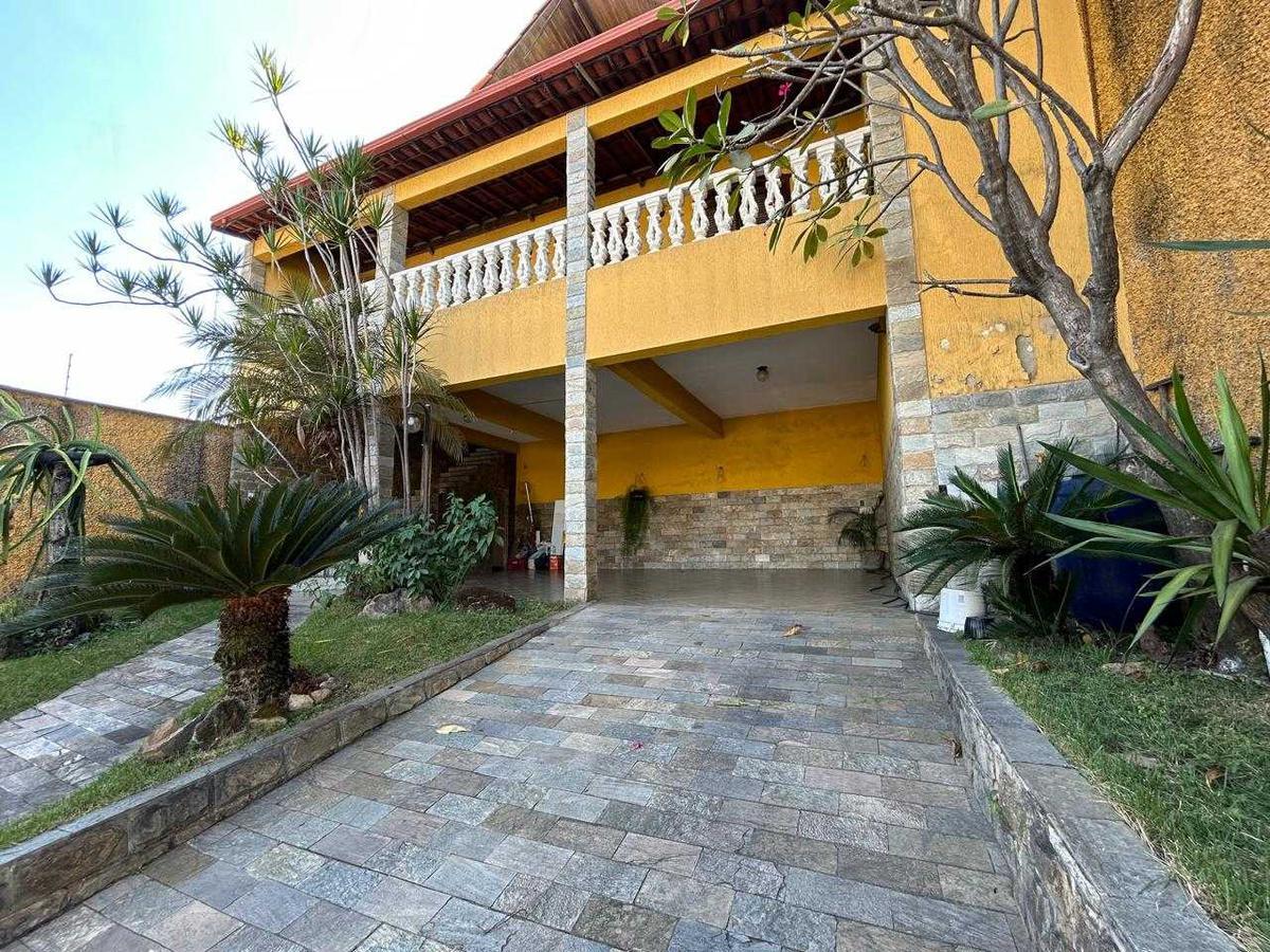 Casa, Canaã, 3 Quartos, 4 Vagas, 1 Suíte