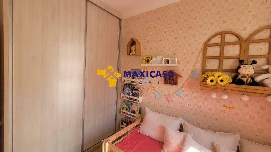 Casa, Trevo, 3 Quartos, 2 Vagas, 1 Suíte